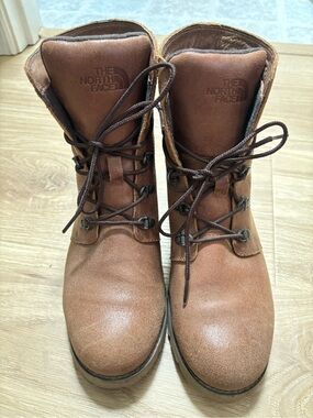 The North Face womens combat boot